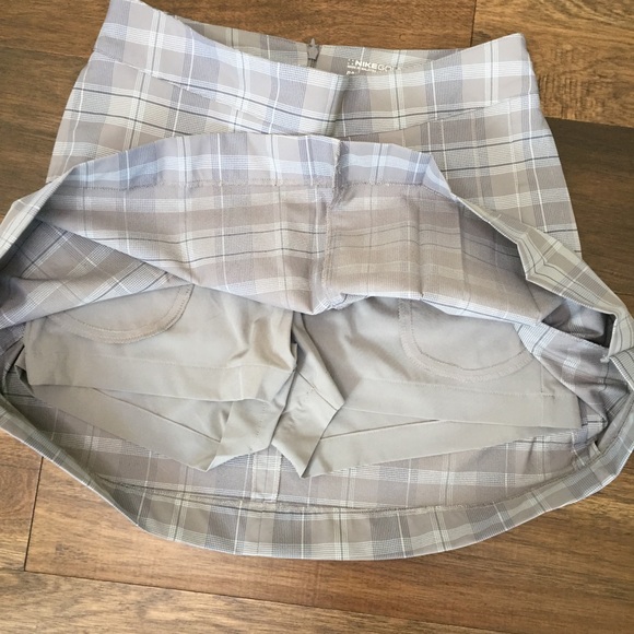 Nike Golf Dri-Fit Plaid Skirt/Skort - Gray - 6 - Picture 8 of 8
